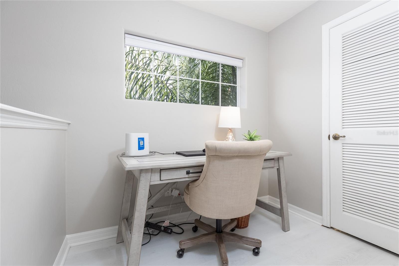 Image 22 of 40 For 3643 Casalta Circle