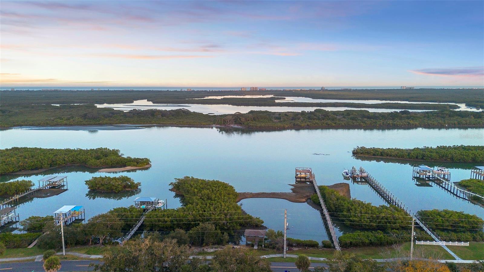 Image 26 of 36 For 124 Evergreen Avenue