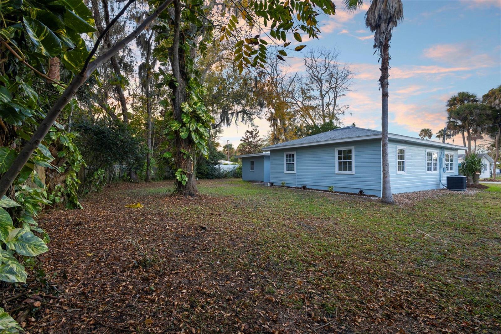 Image 30 of 36 For 124 Evergreen Avenue