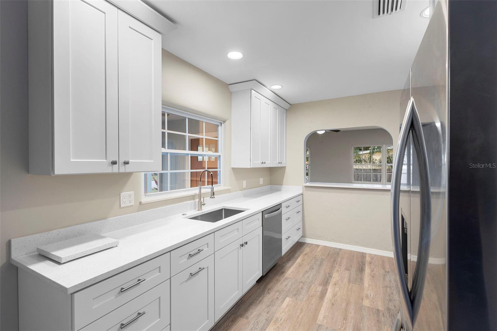 Image 7 of 36 For 124 Evergreen Avenue