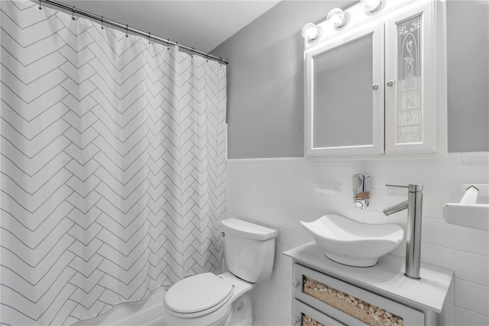 Image 31 of 69 For 921 2nd Avenue