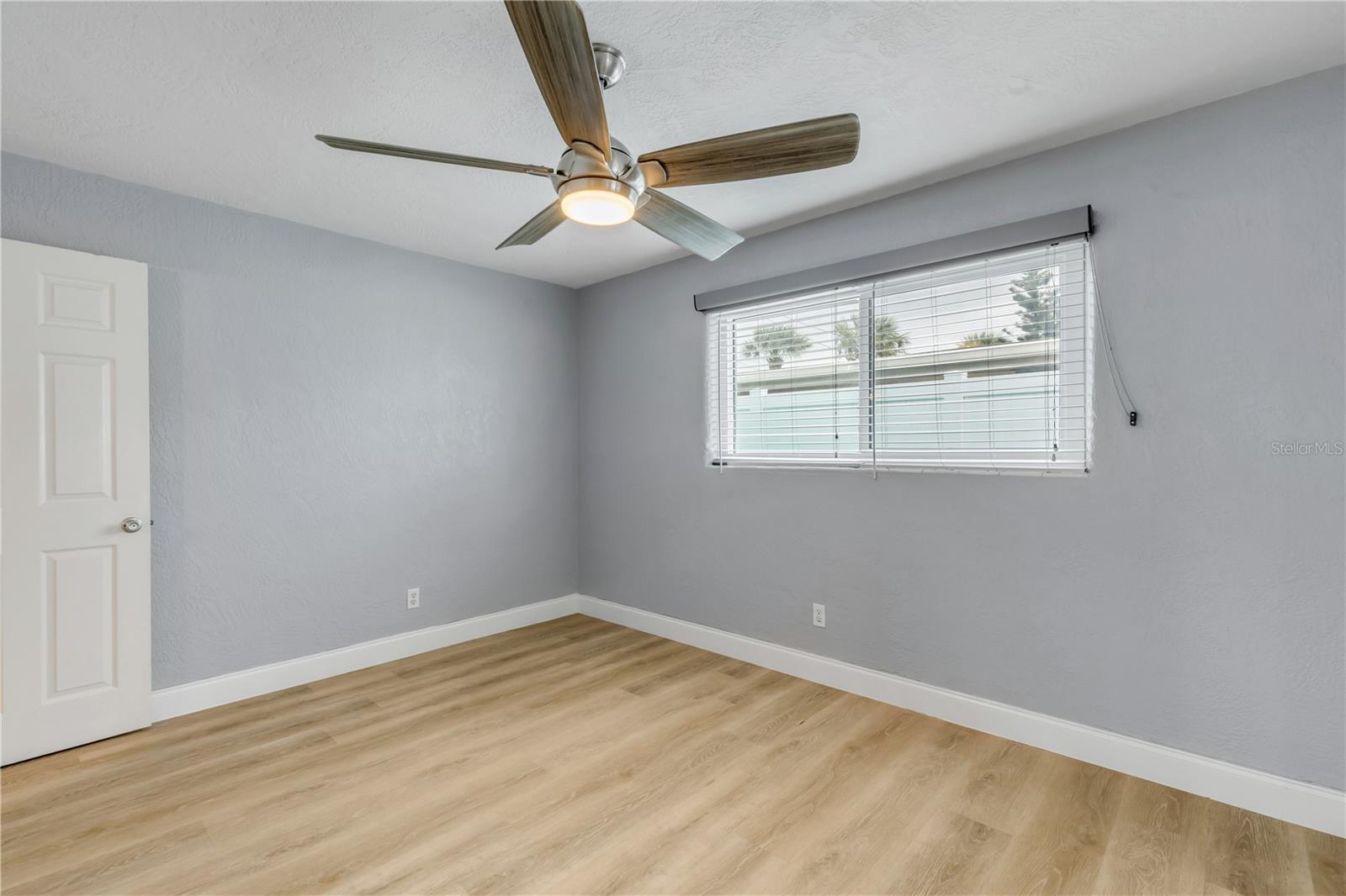 Image 34 of 69 For 921 2nd Avenue