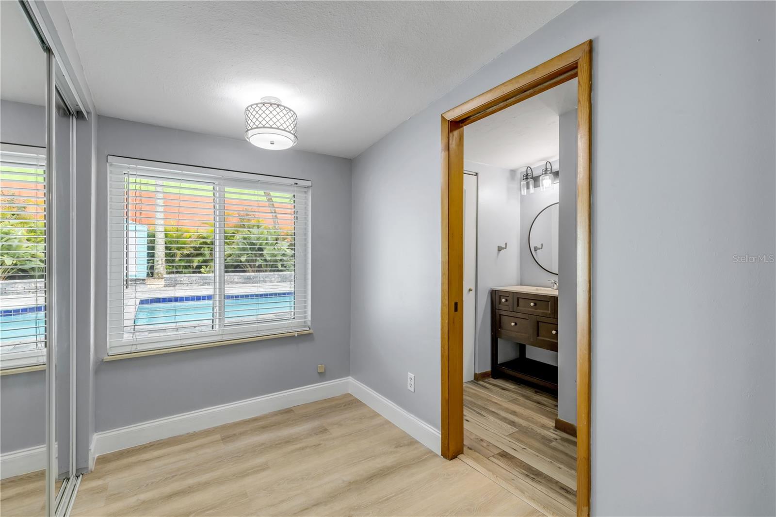 Image 36 of 69 For 921 2nd Avenue