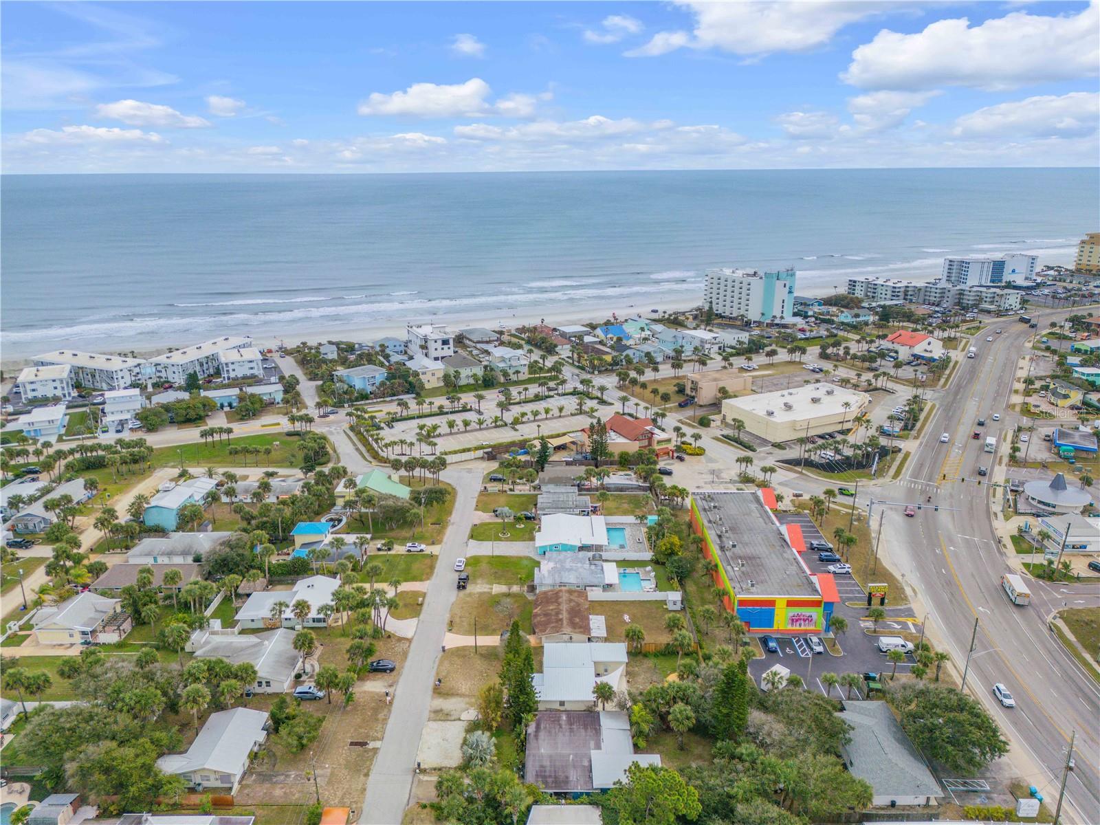 Image 4 of 69 For 921 2nd Avenue