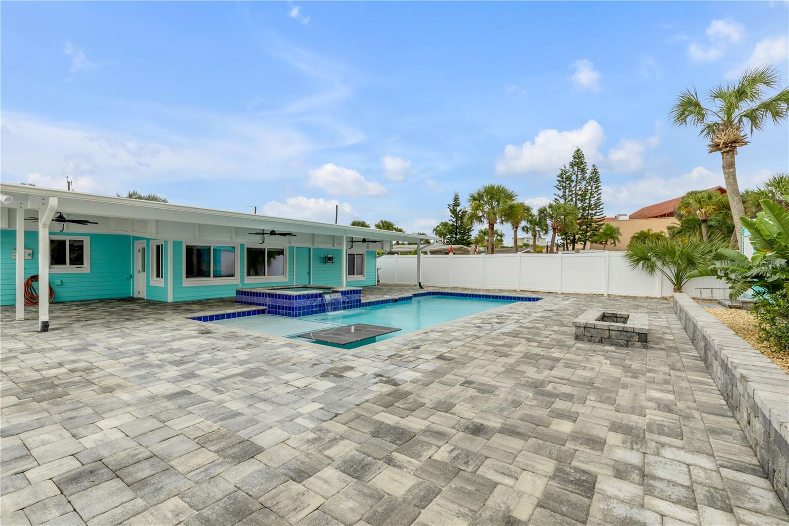 Image 42 of 69 For 921 2nd Avenue