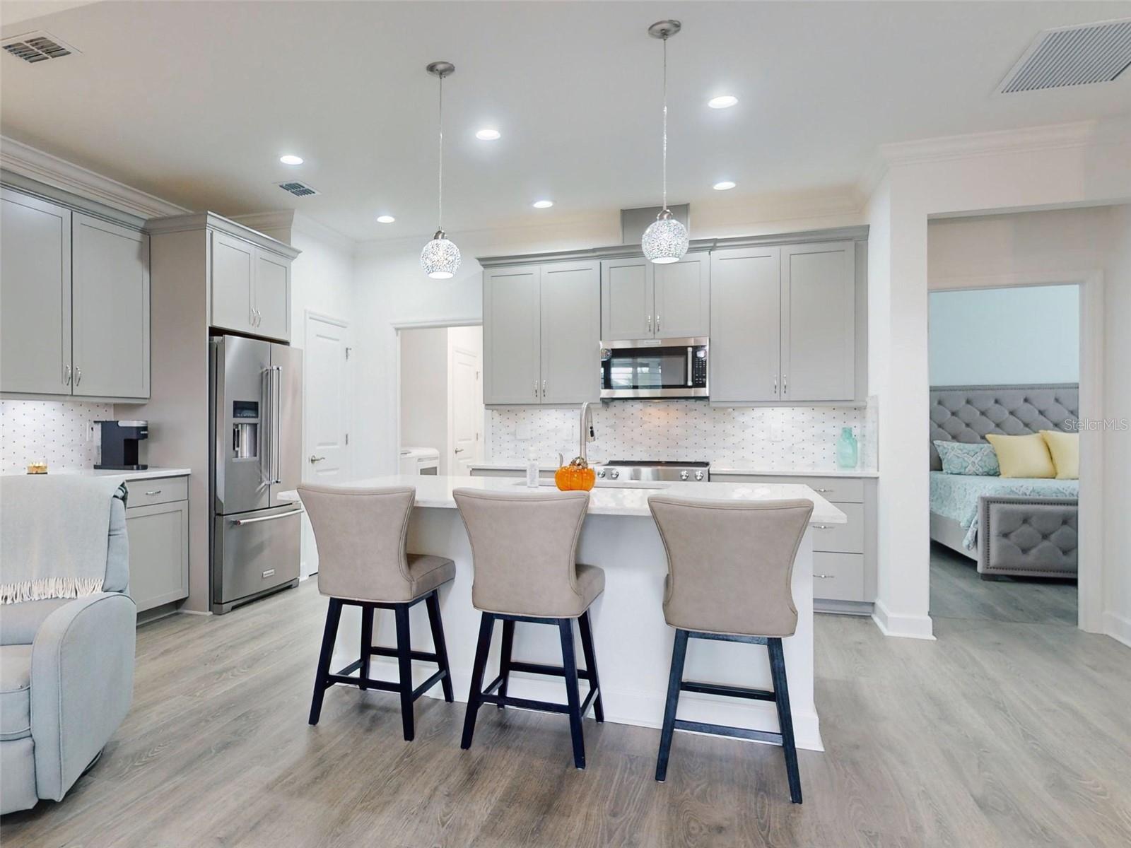 Image 20 of 70 For 456 Lime Avenue