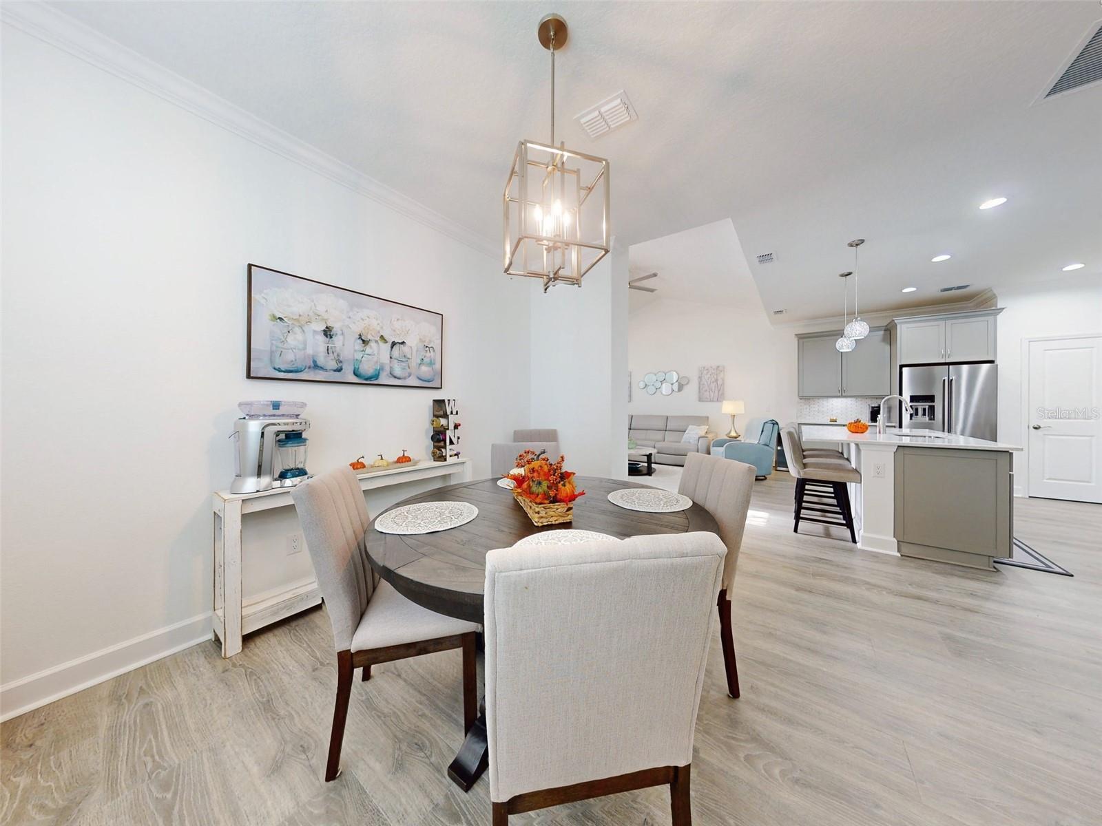 Image 40 of 70 For 456 Lime Avenue