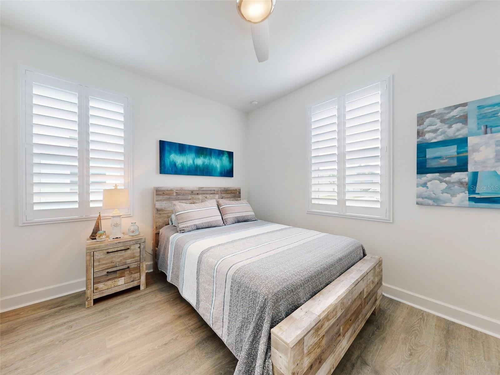 Image 9 of 70 For 456 Lime Avenue