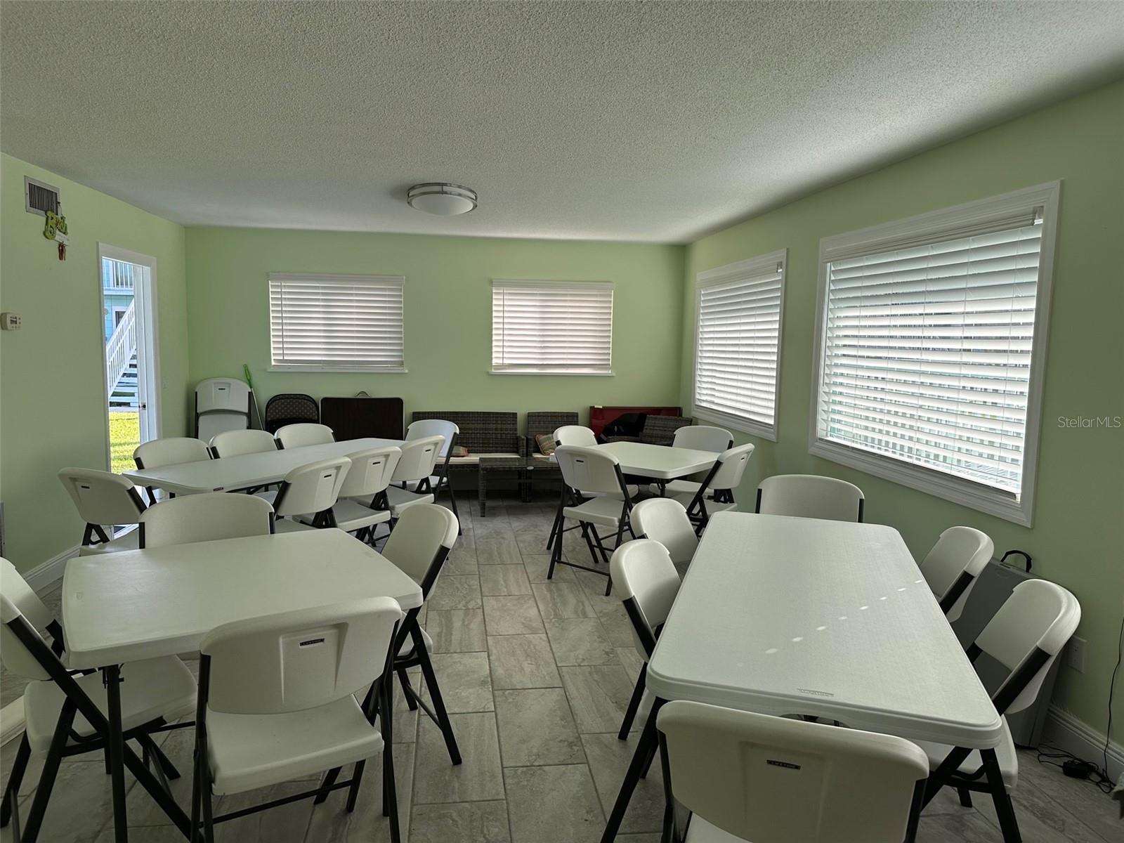 Image 18 of 20 For 541 Peninsula Avenue A16