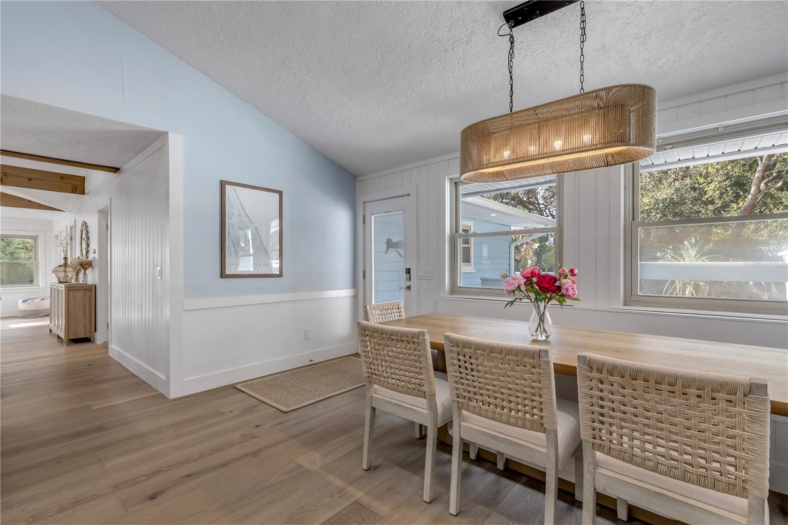 Image 21 of 100 For 1603 Indian River Road