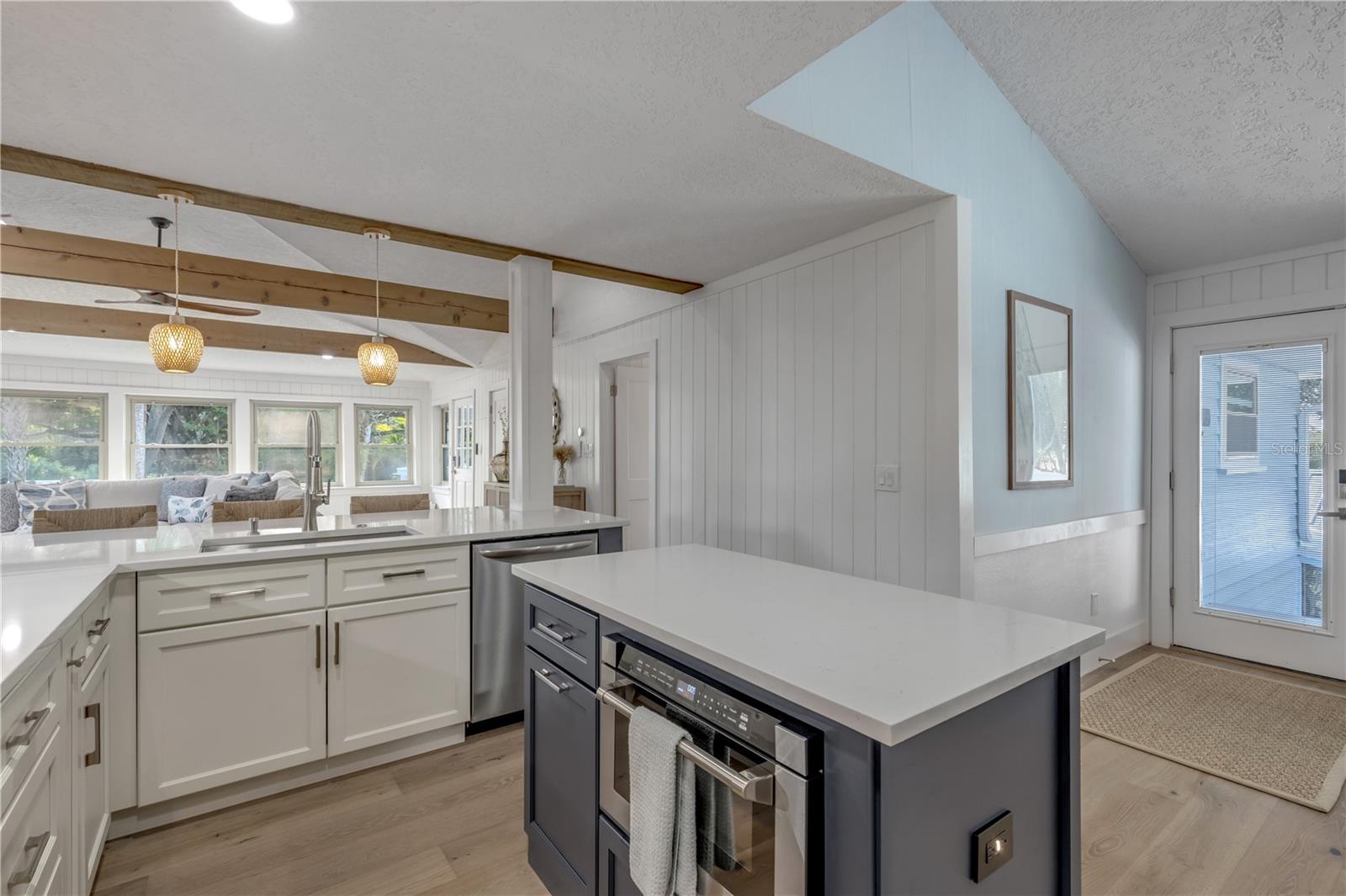 Image 40 of 100 For 1603 Indian River Road