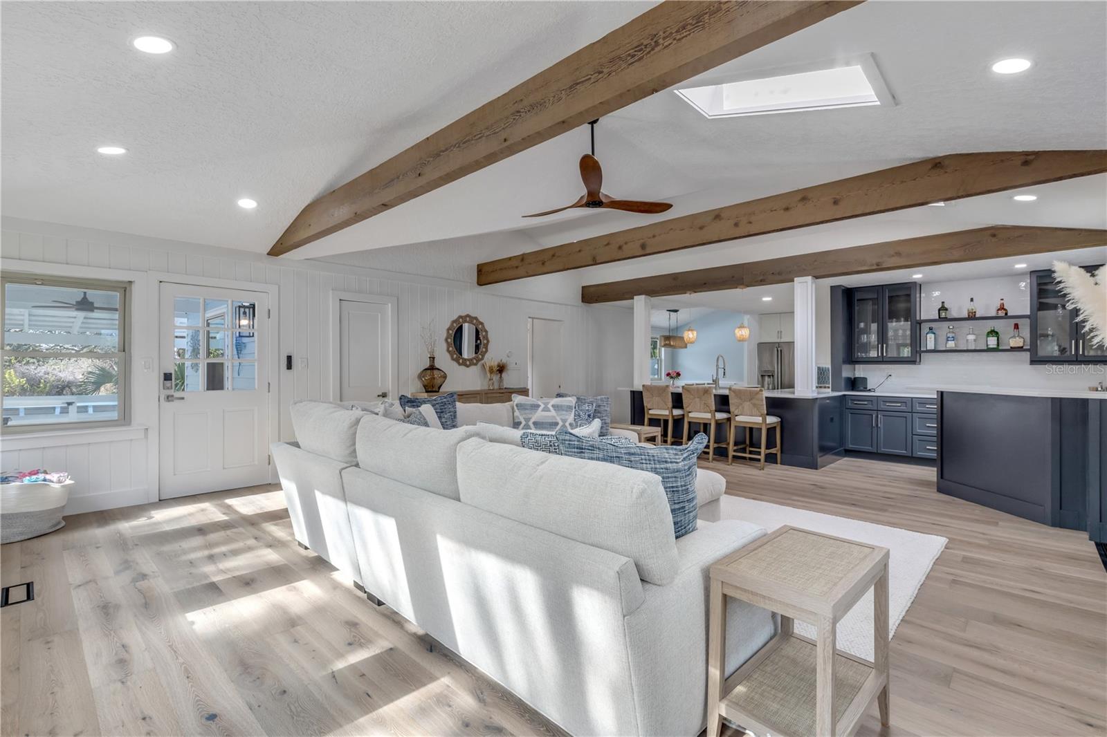 Image 52 of 100 For 1603 Indian River Road