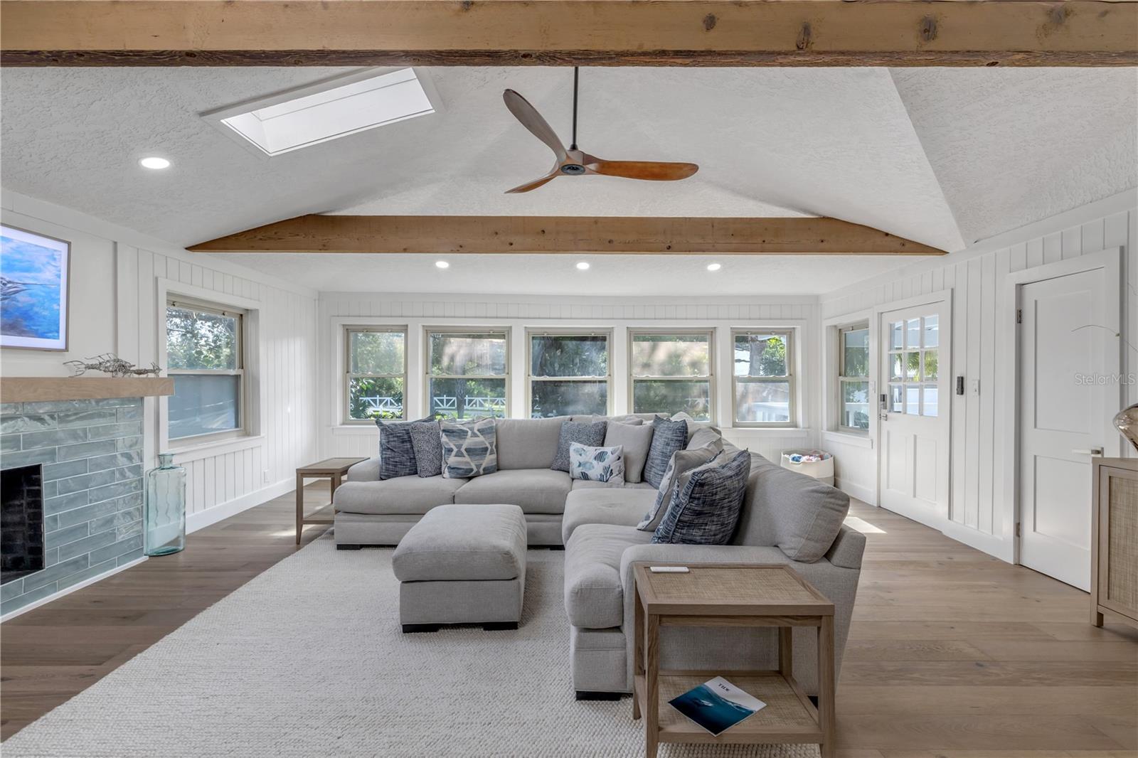 Image 57 of 100 For 1603 Indian River Road