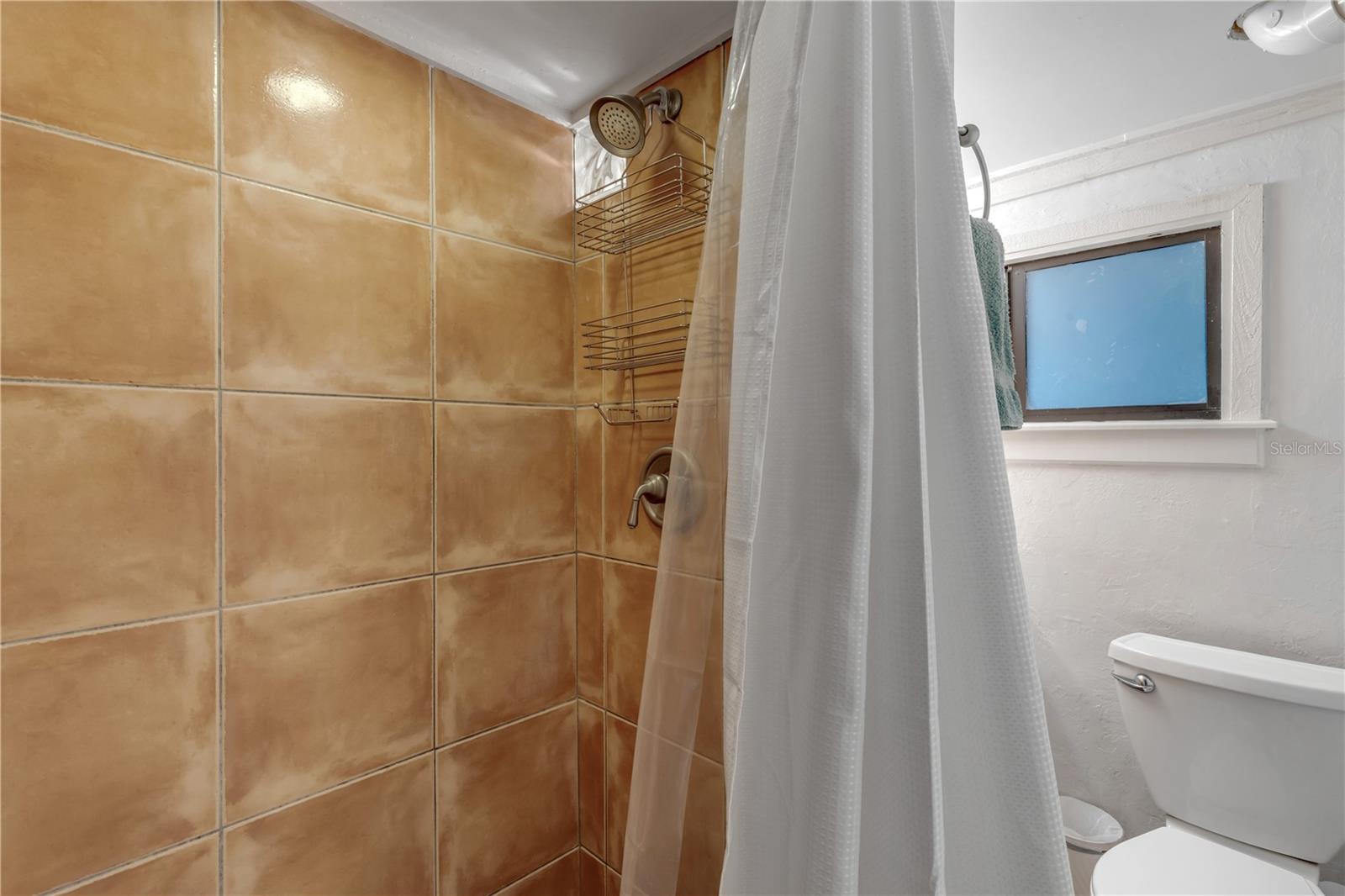 Image 74 of 100 For 1603 Indian River Road