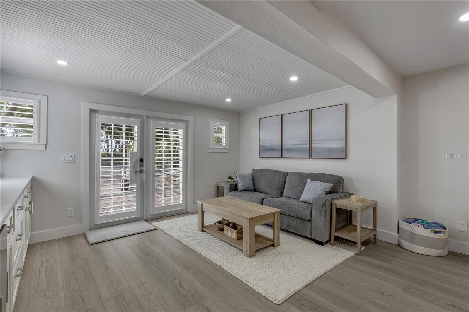 Image 85 of 100 For 1603 Indian River Road