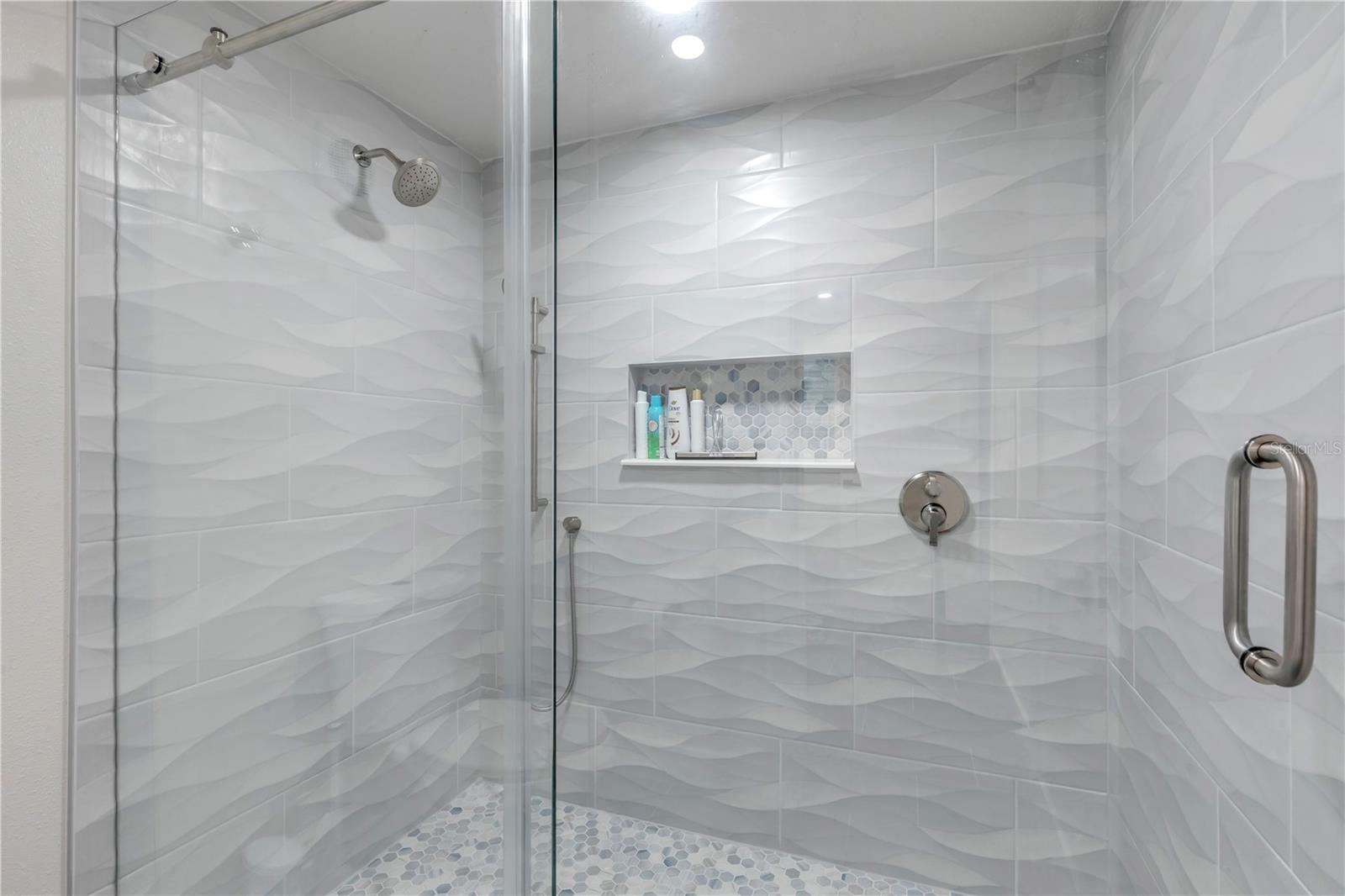 Image 93 of 100 For 1603 Indian River Road