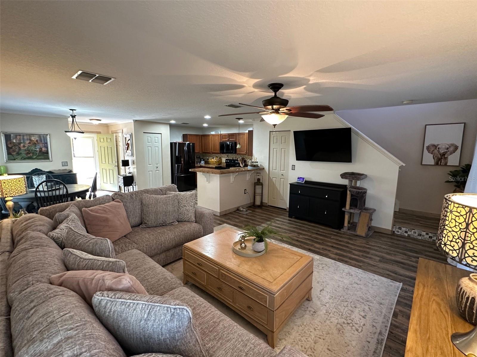 Image 15 of 34 For 2661 Carthage Drive