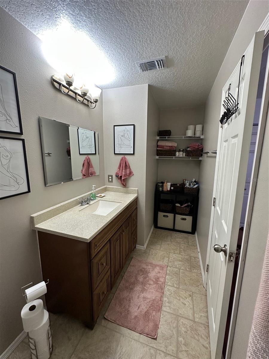 Image 22 of 34 For 2661 Carthage Drive