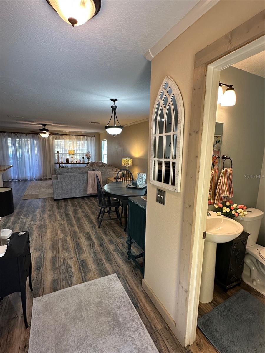 Image 5 of 34 For 2661 Carthage Drive