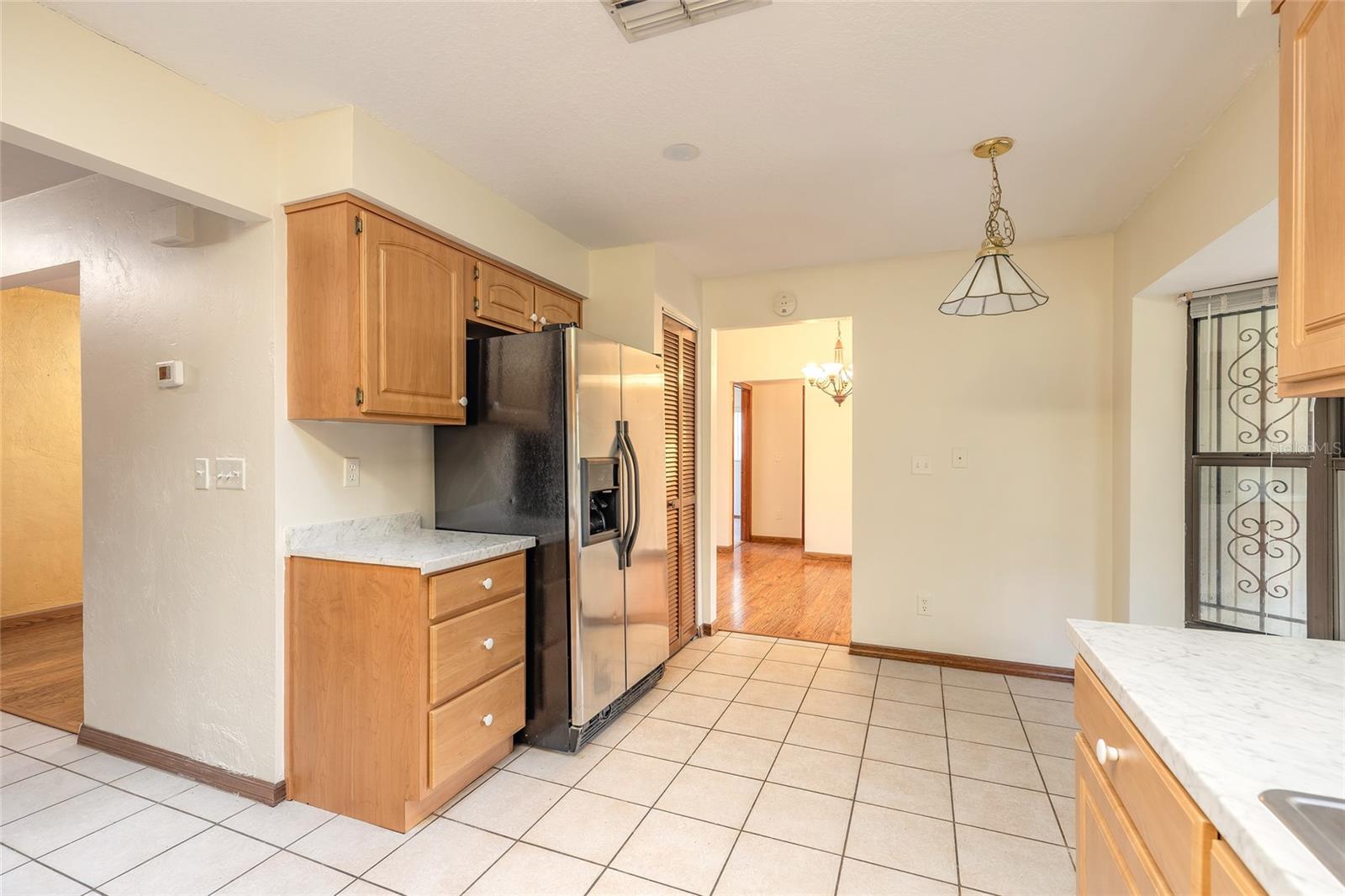 Image 5 of 22 For 212 Wellington Drive