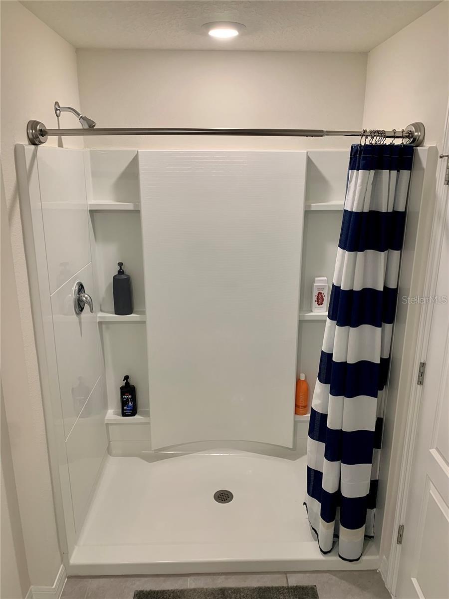 Image 19 of 31 For 3053 Meleto Boulevard