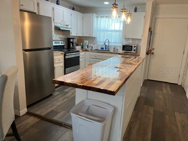 Image 9 of 15 For 2901 Halifax Avenue 211