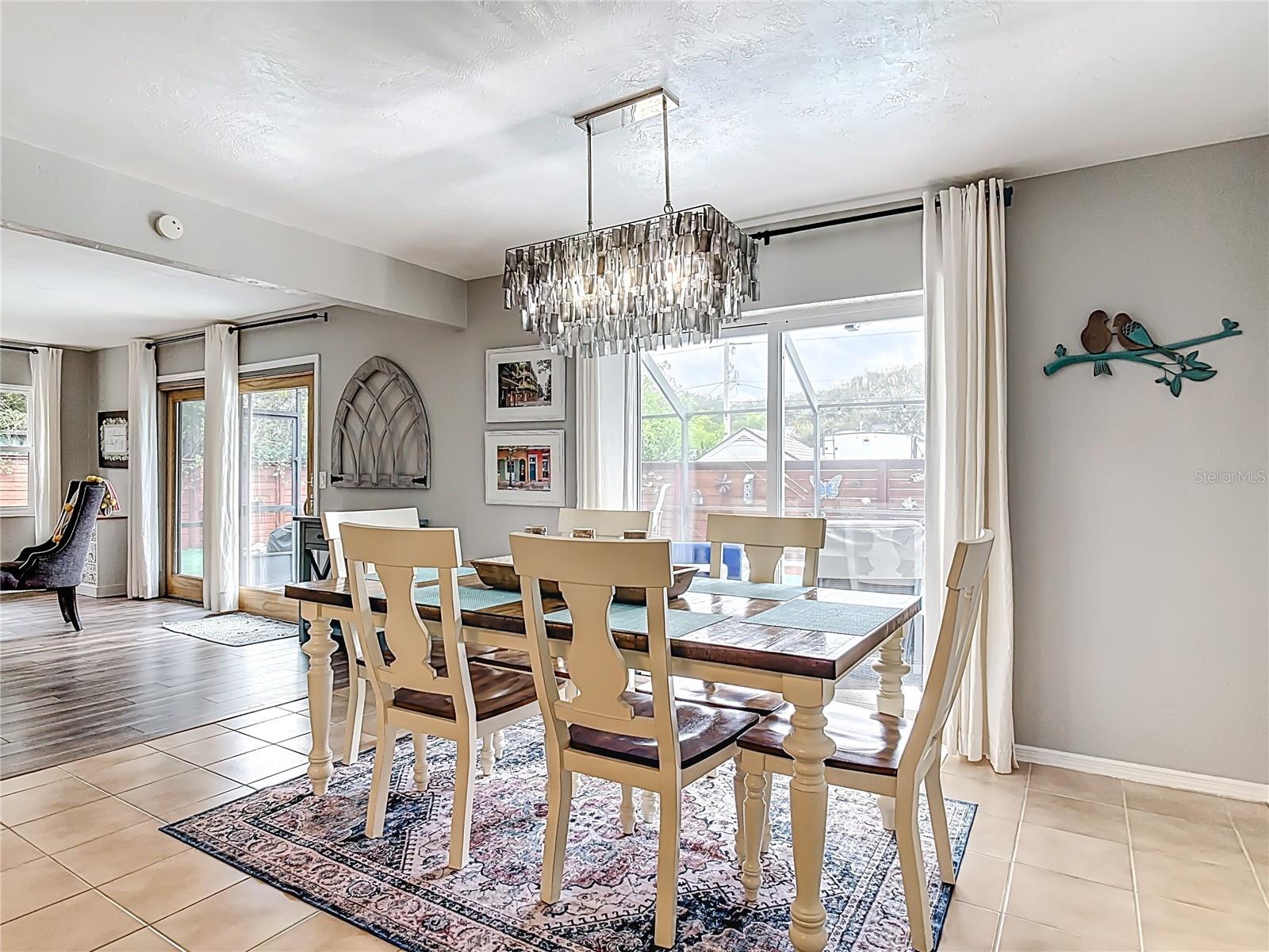 Image 14 of 53 For 4748 Dixie Drive