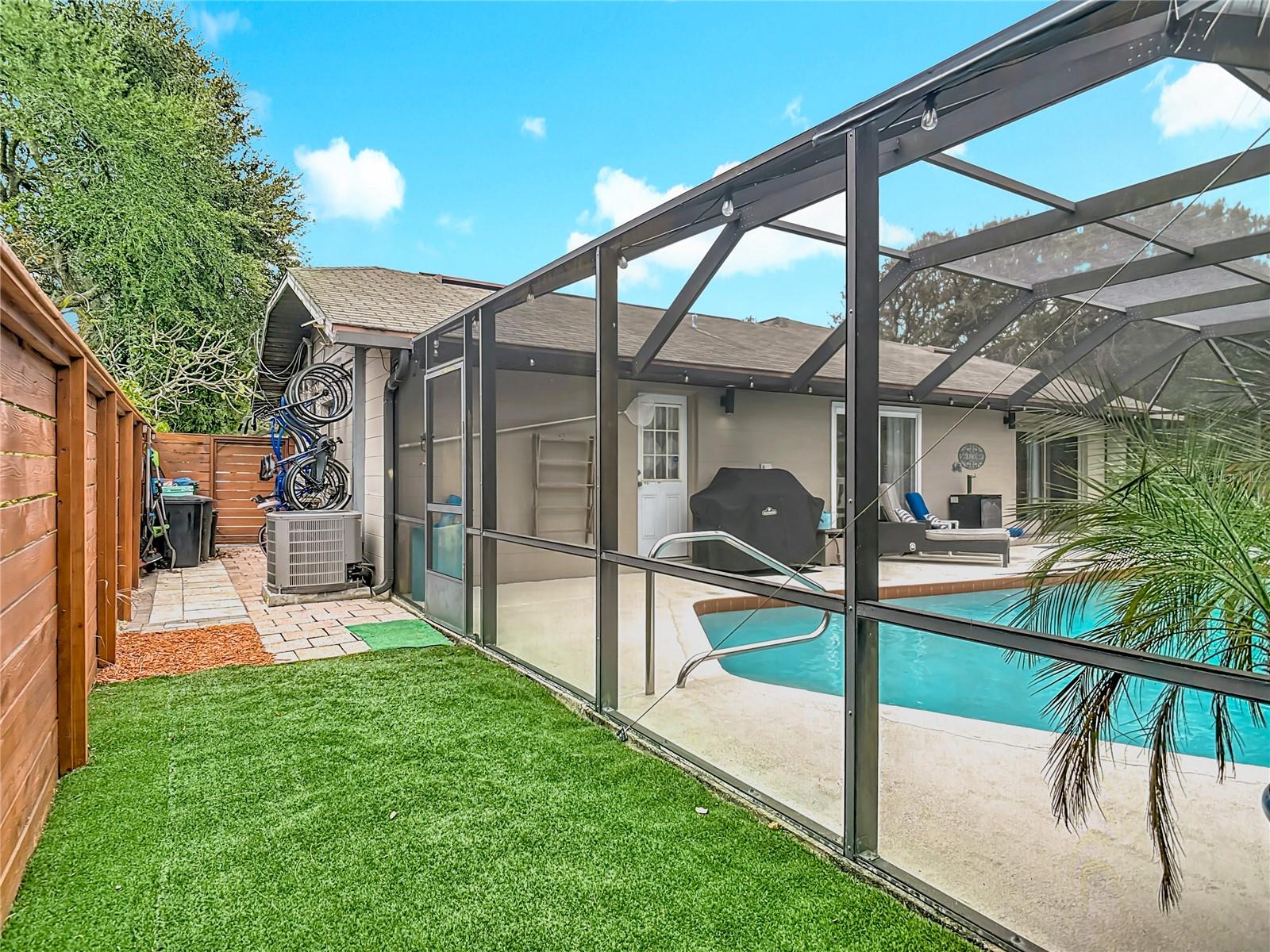 Image 43 of 53 For 4748 Dixie Drive