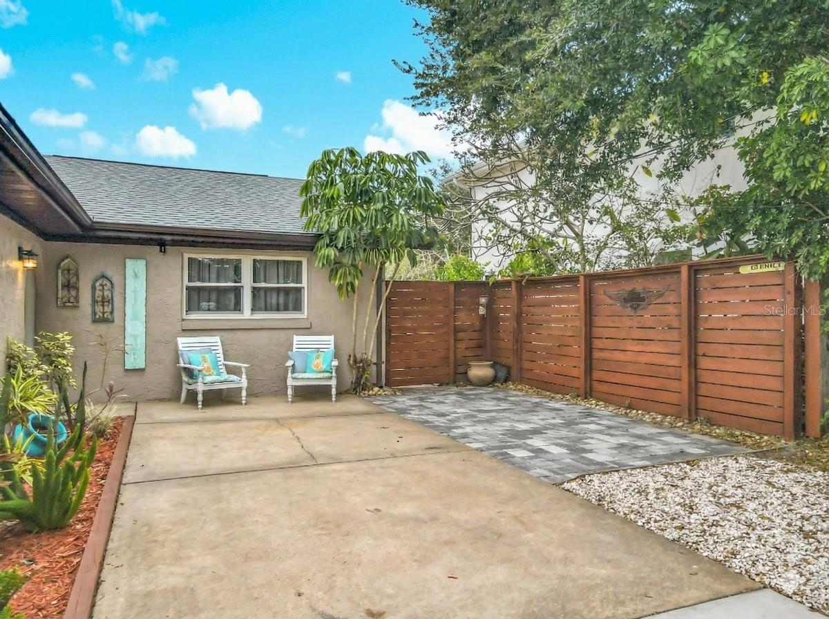 Image 5 of 53 For 4748 Dixie Drive