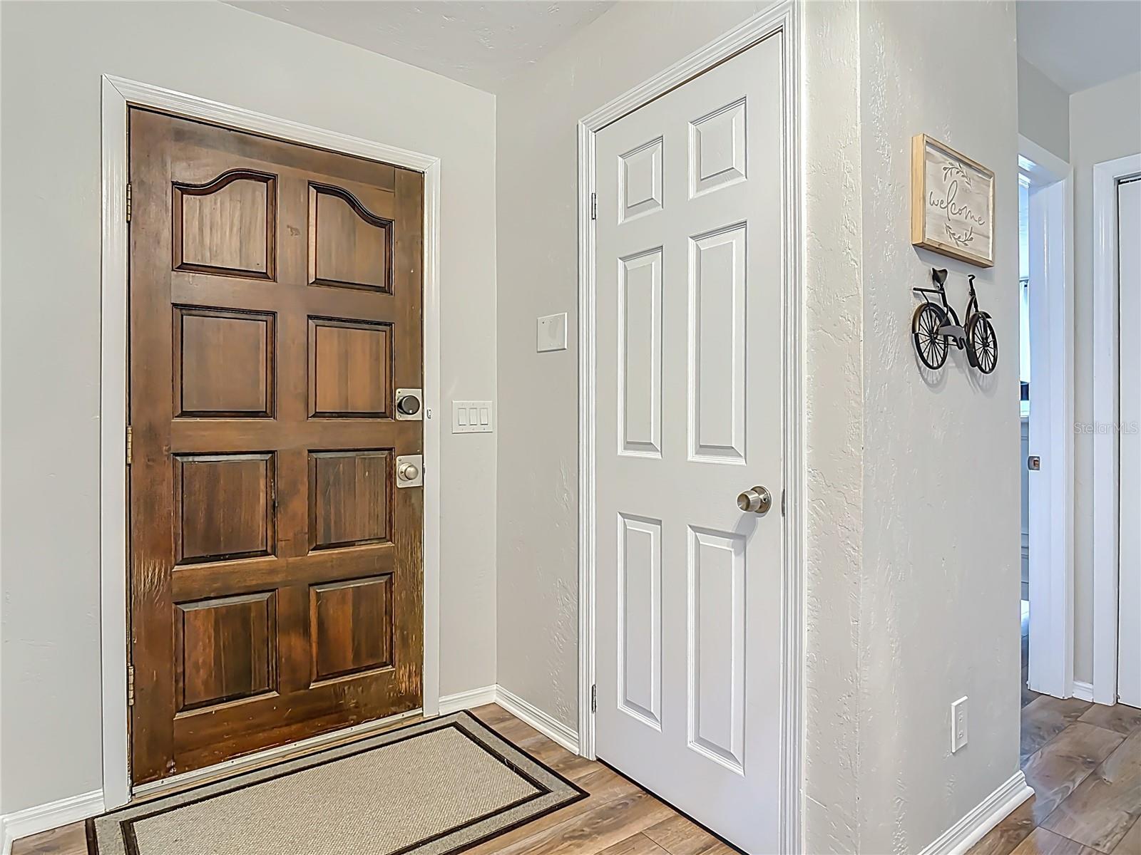 Image 6 of 53 For 4748 Dixie Drive