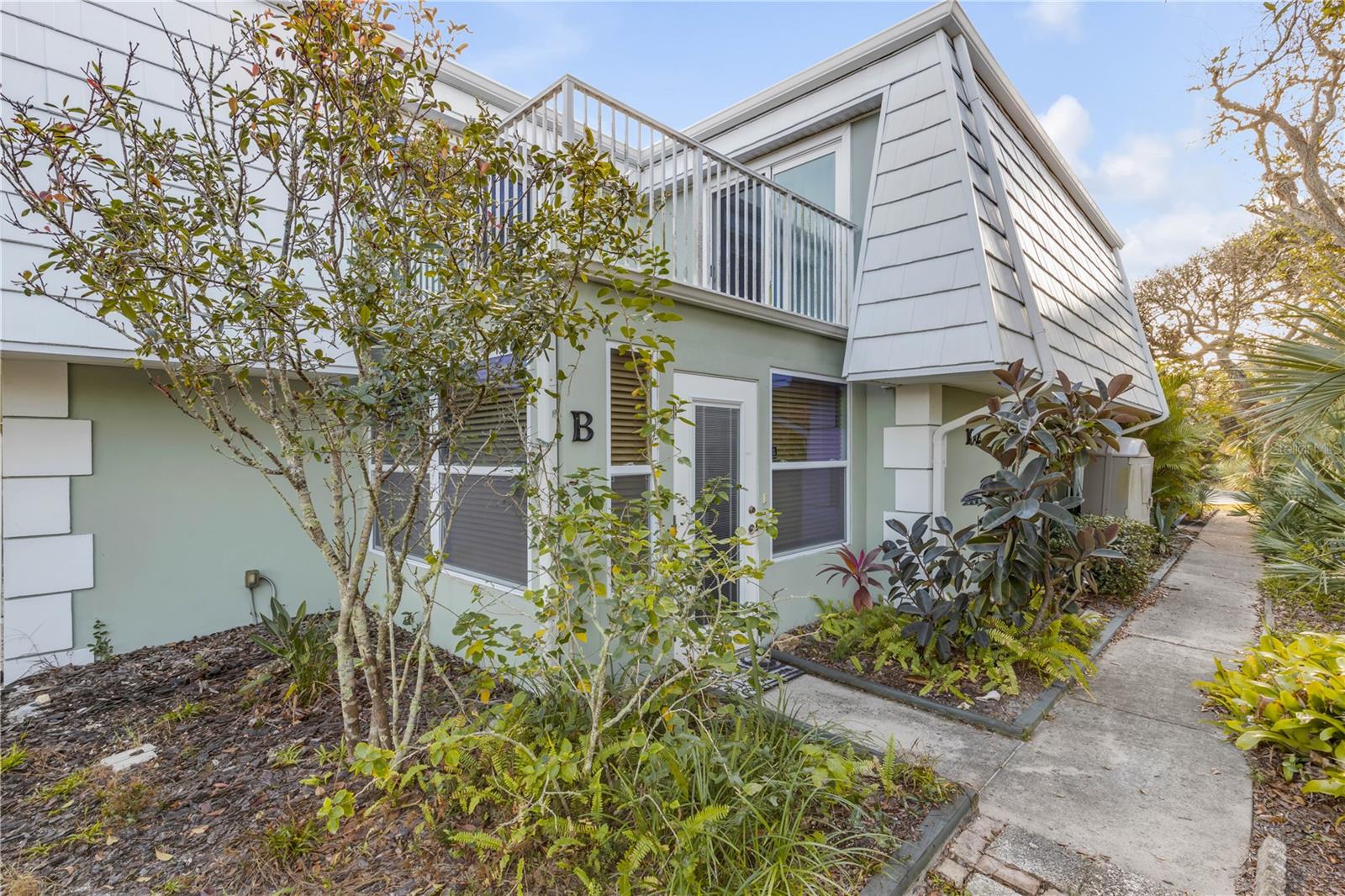 Image 4 of 25 For 4150 Atlantic Avenue 102b