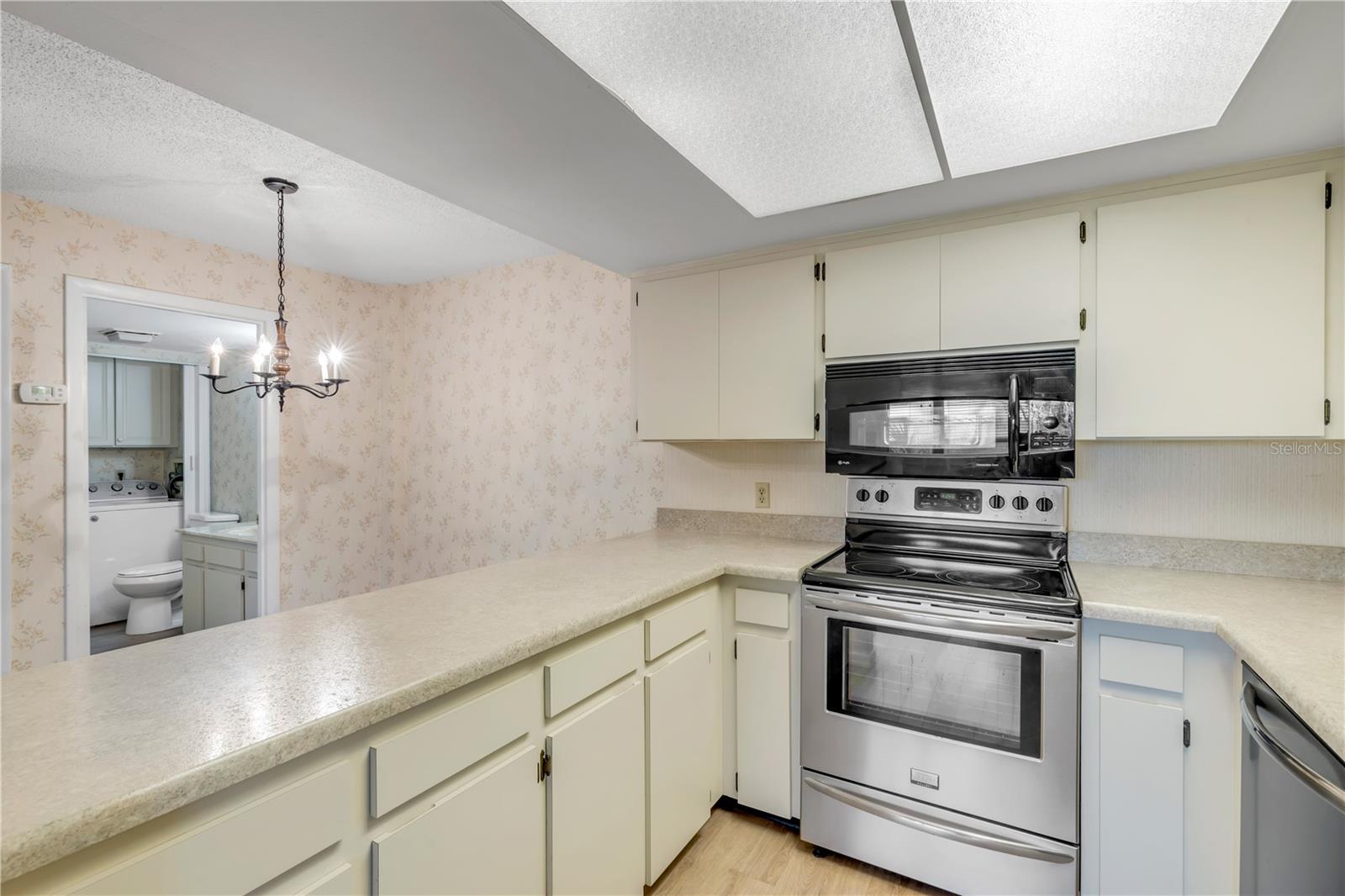 Image 8 of 25 For 4150 Atlantic Avenue 102b