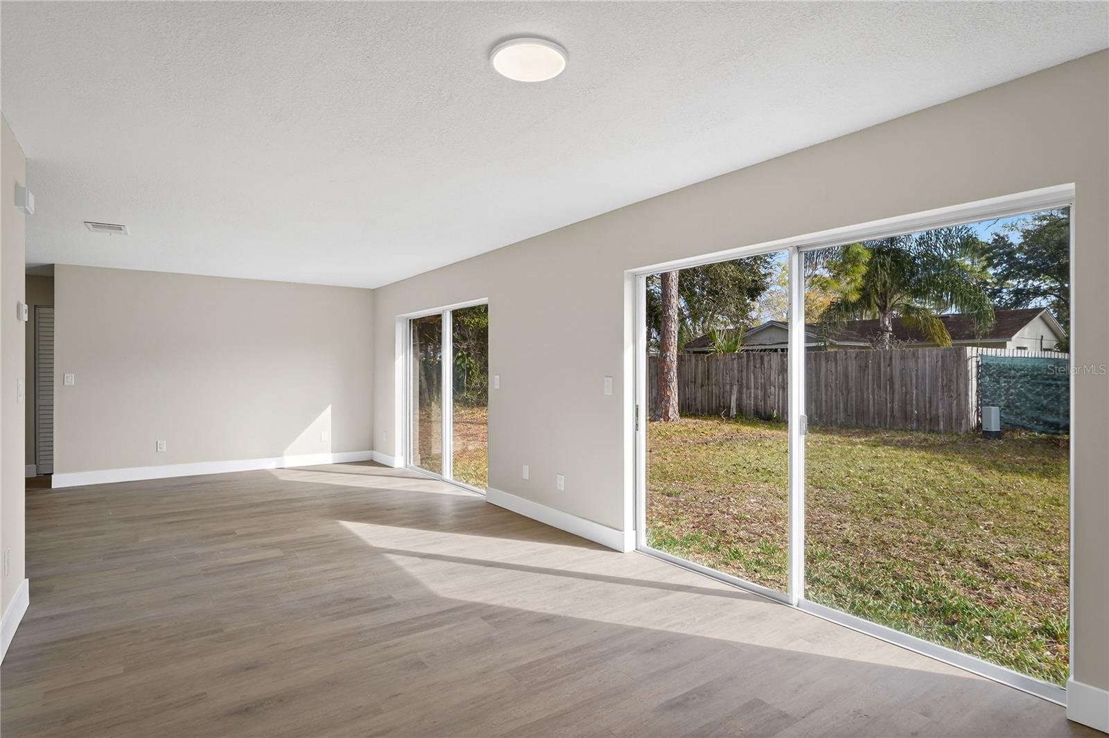 Image 15 of 44 For 398 Graciela Circle