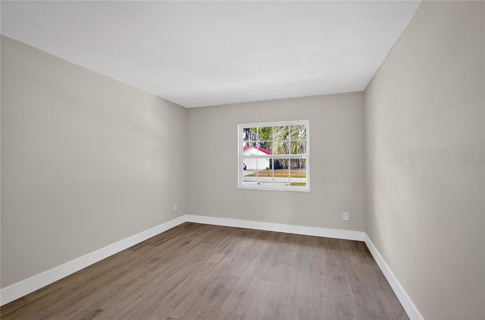 Image 19 of 44 For 398 Graciela Circle