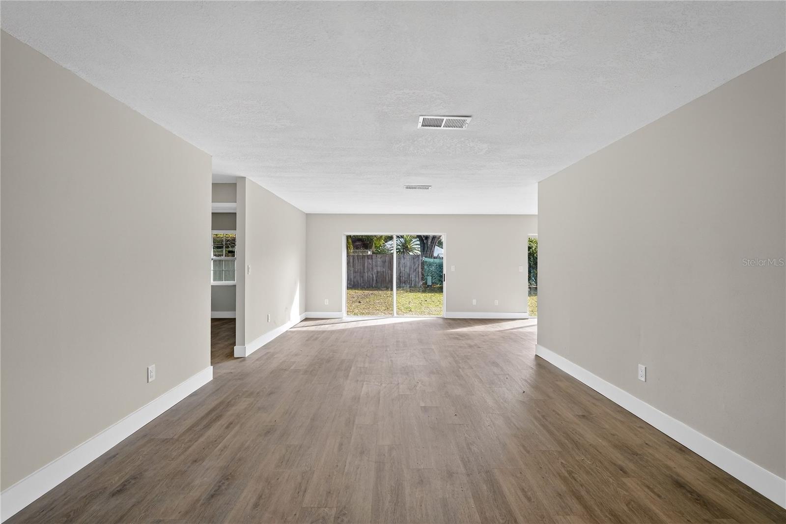 Image 3 of 44 For 398 Graciela Circle