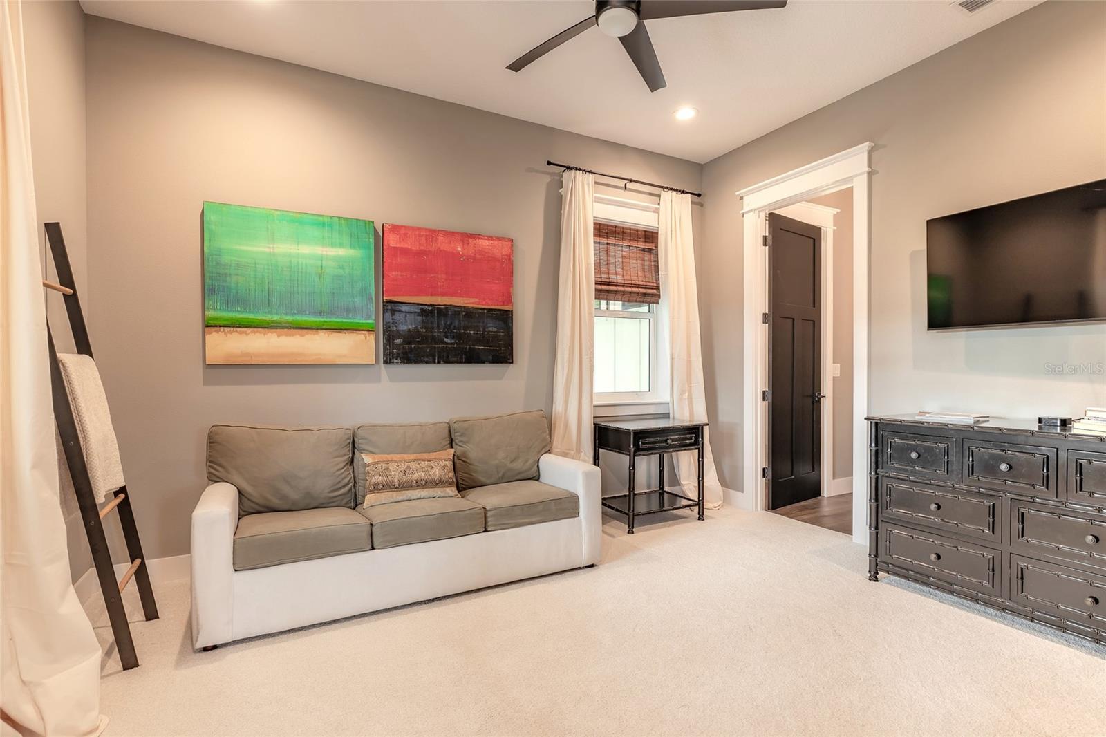 Image 36 of 71 For 1015 Tallacoe Trail