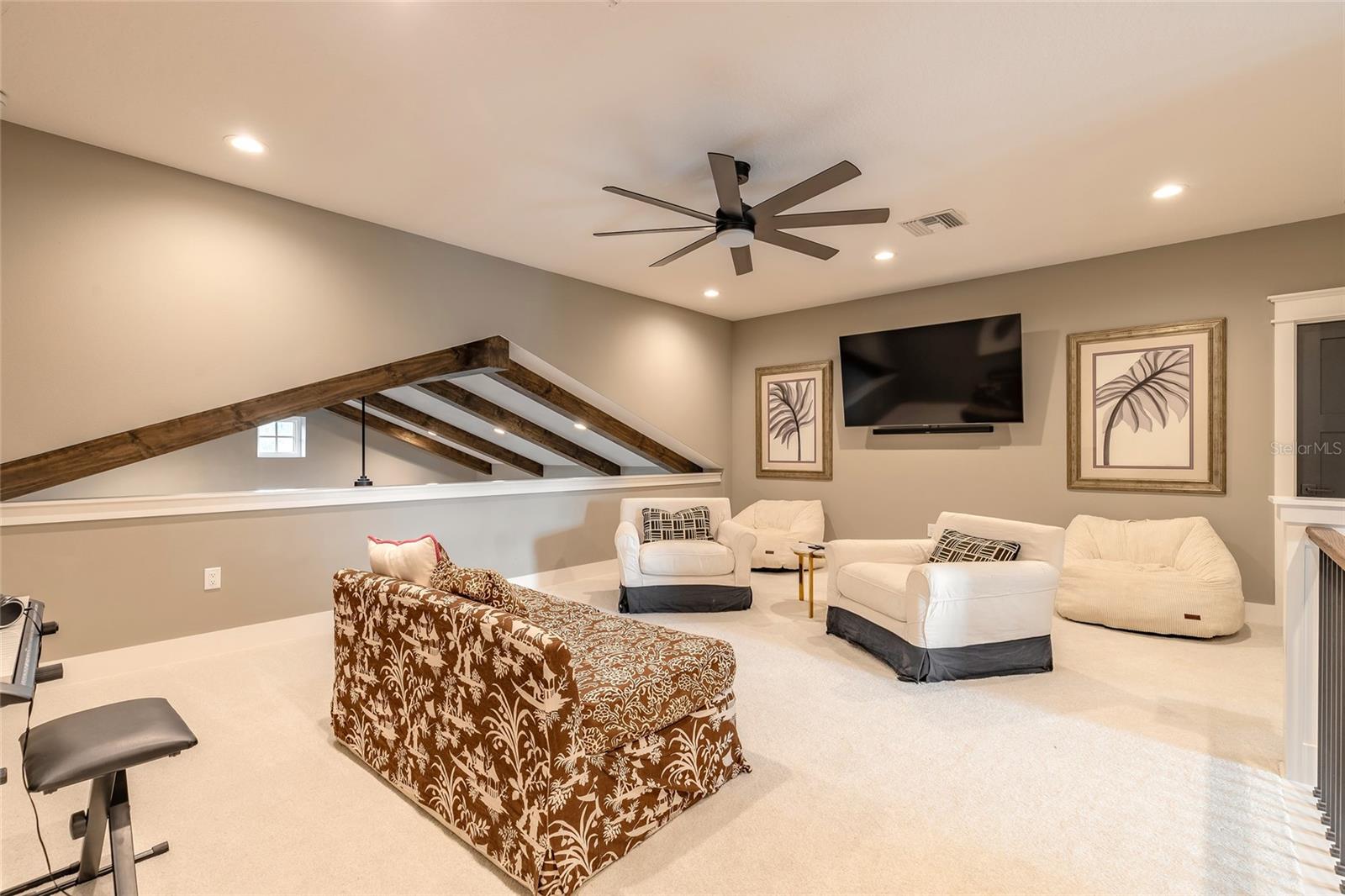 Image 43 of 71 For 1015 Tallacoe Trail