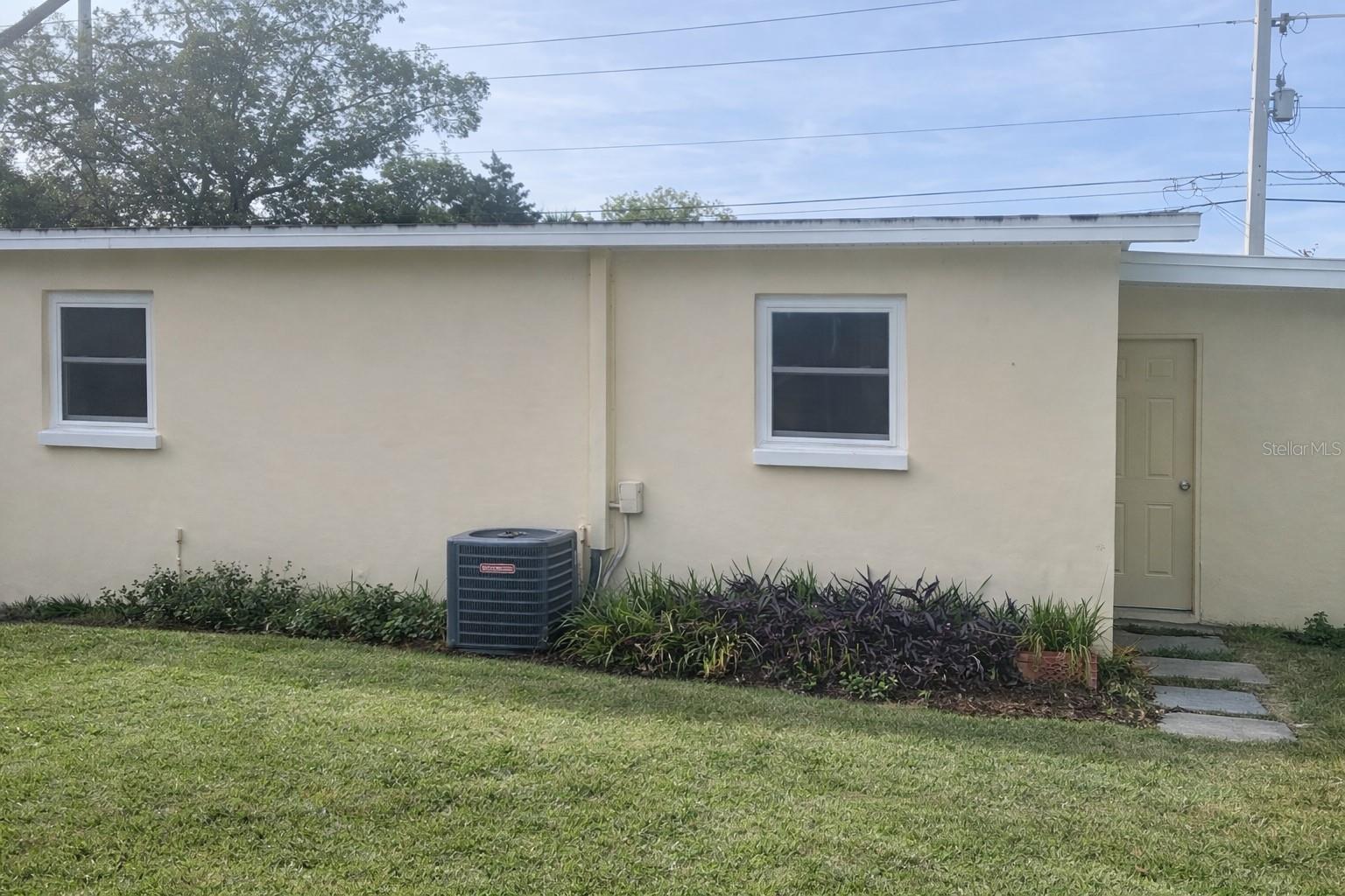 Image 14 of 31 For 2361 Anastasia Drive