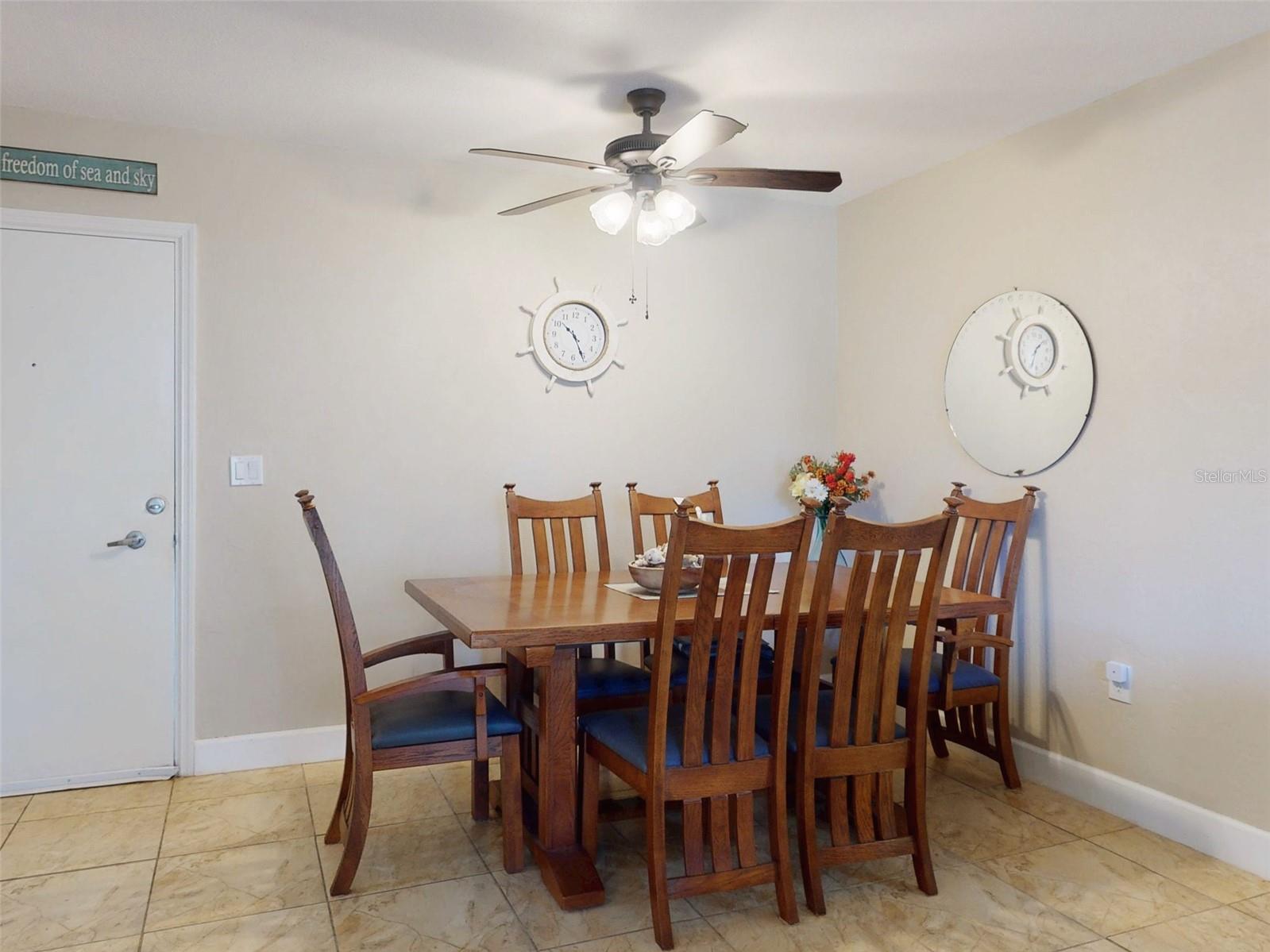 Image 11 of 78 For 3800 Saxon Drive 250