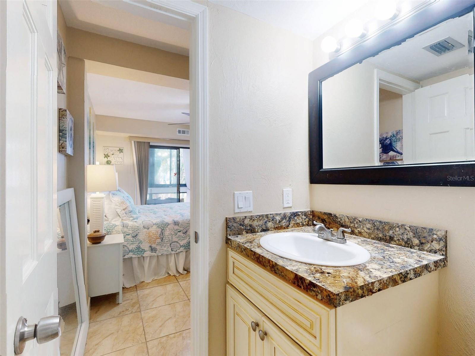 Image 27 of 78 For 3800 Saxon Drive 250