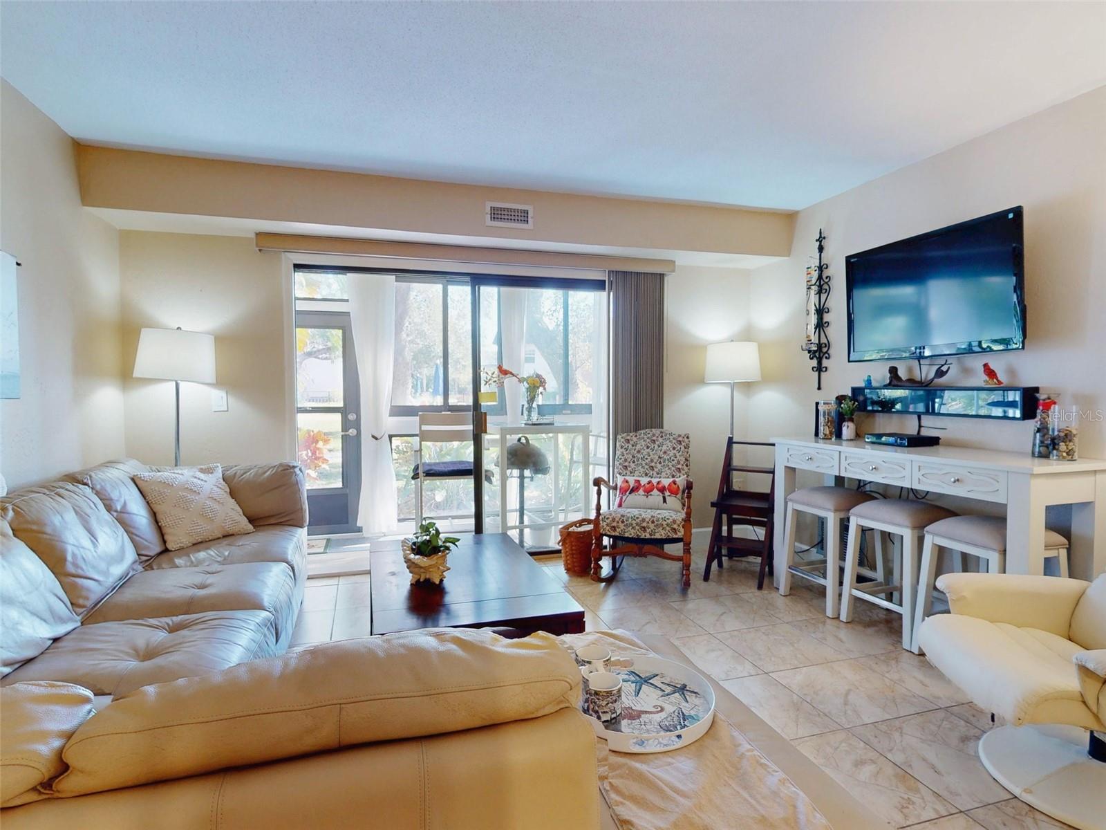 Image 34 of 78 For 3800 Saxon Drive 250