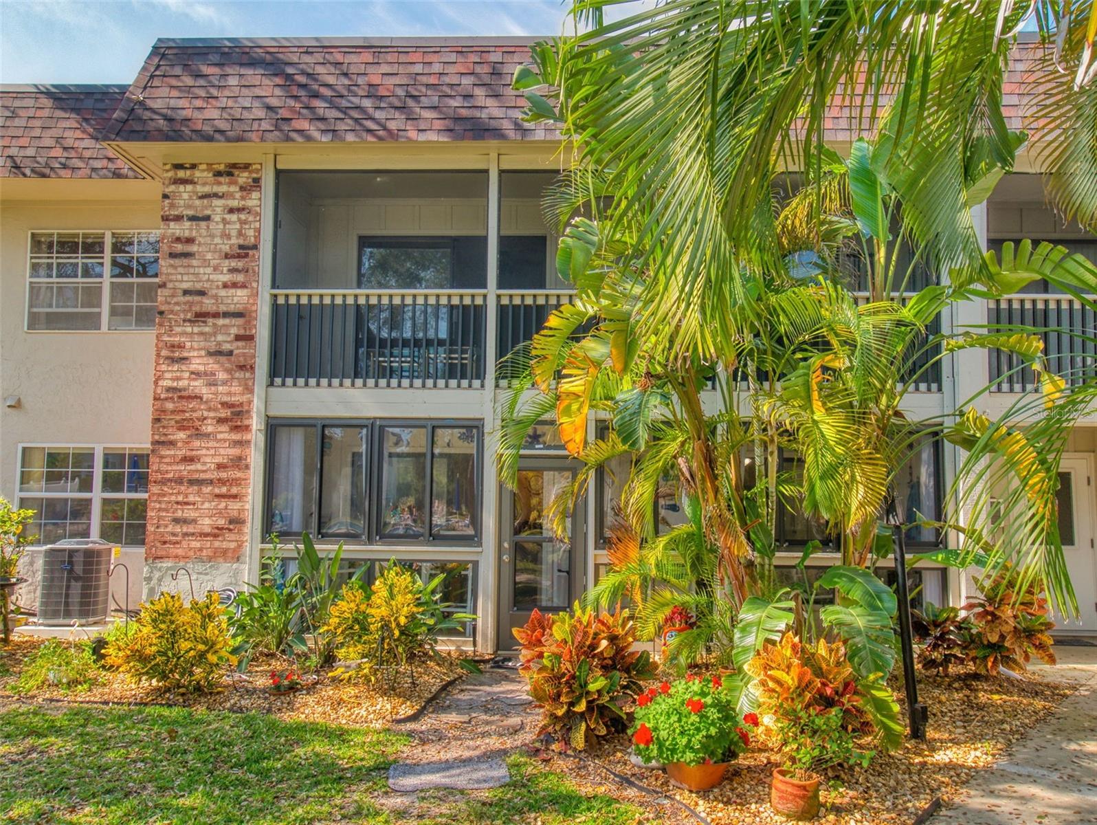 Image 47 of 78 For 3800 Saxon Drive 250