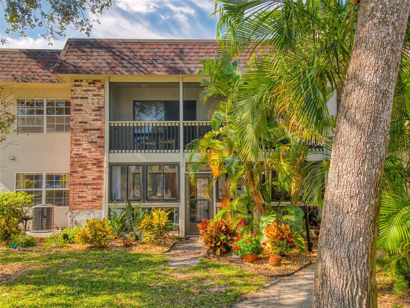 Image 48 of 78 For 3800 Saxon Drive 250