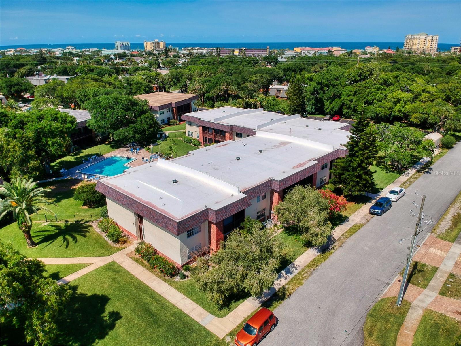 Image 65 of 78 For 3800 Saxon Drive 250