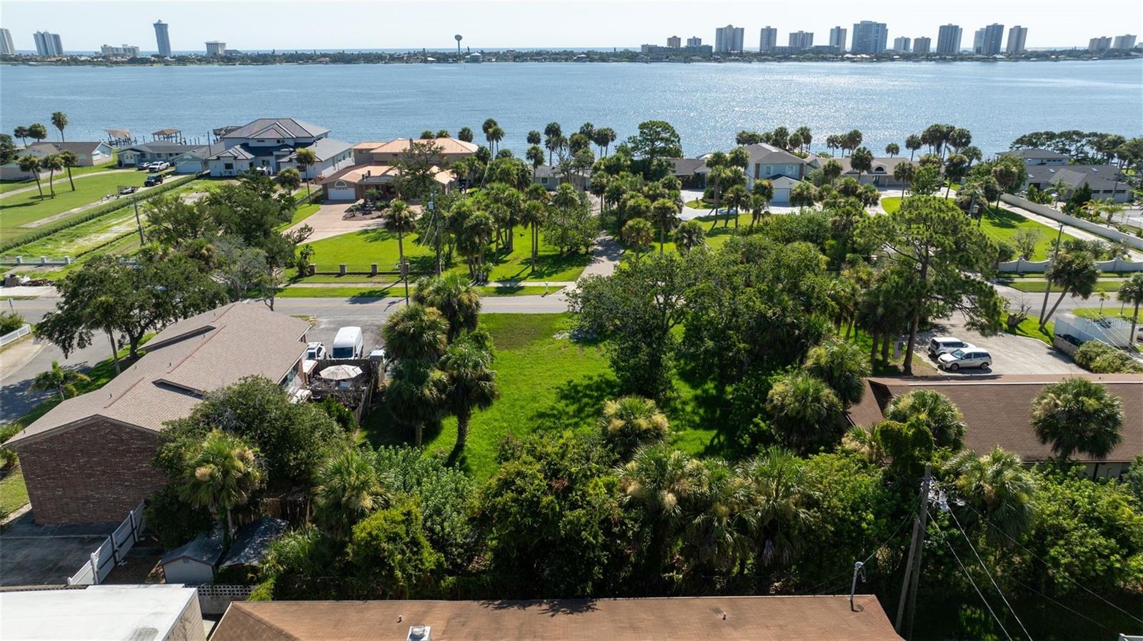 Image 10 of 13 For Palmetto Avenue