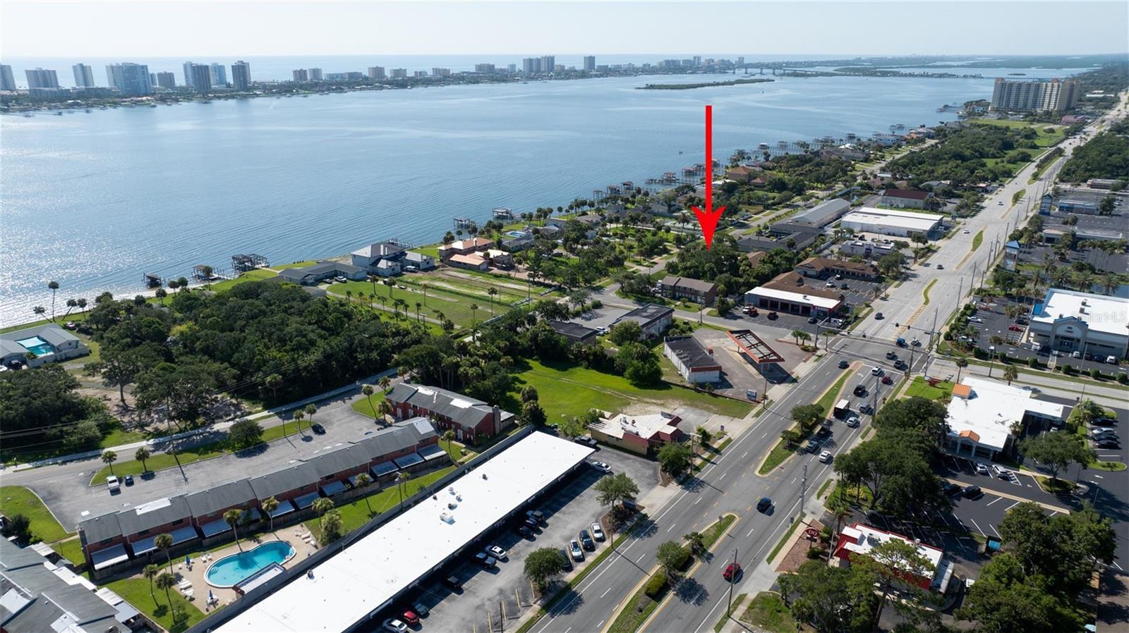 Image 4 of 13 For Palmetto Avenue