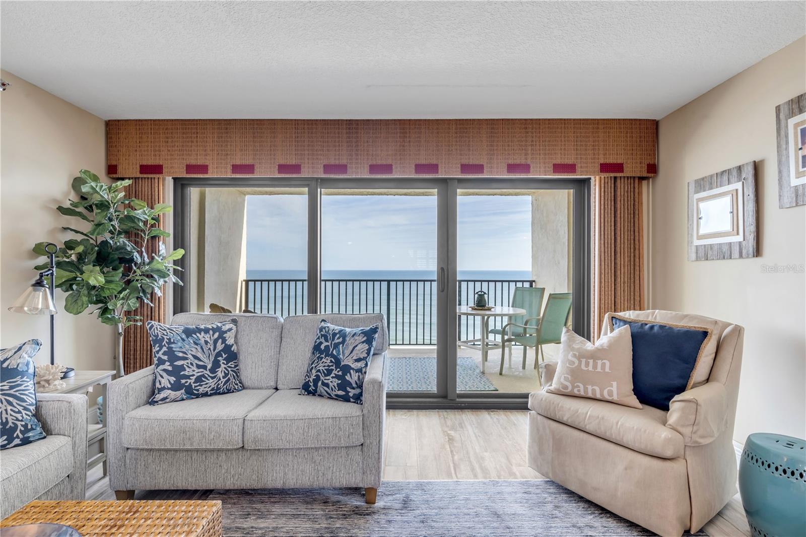 Image 3 of 73 For 5499 Atlantic Avenue 1004