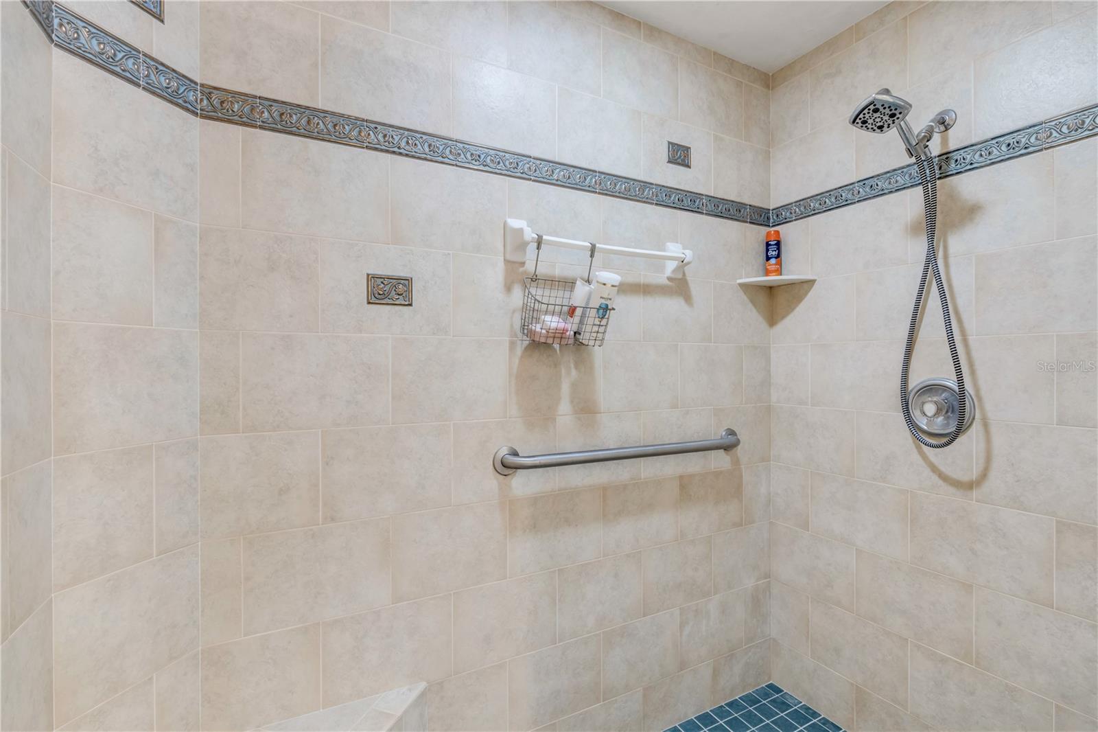 Image 38 of 88 For 12 Pearl Drive