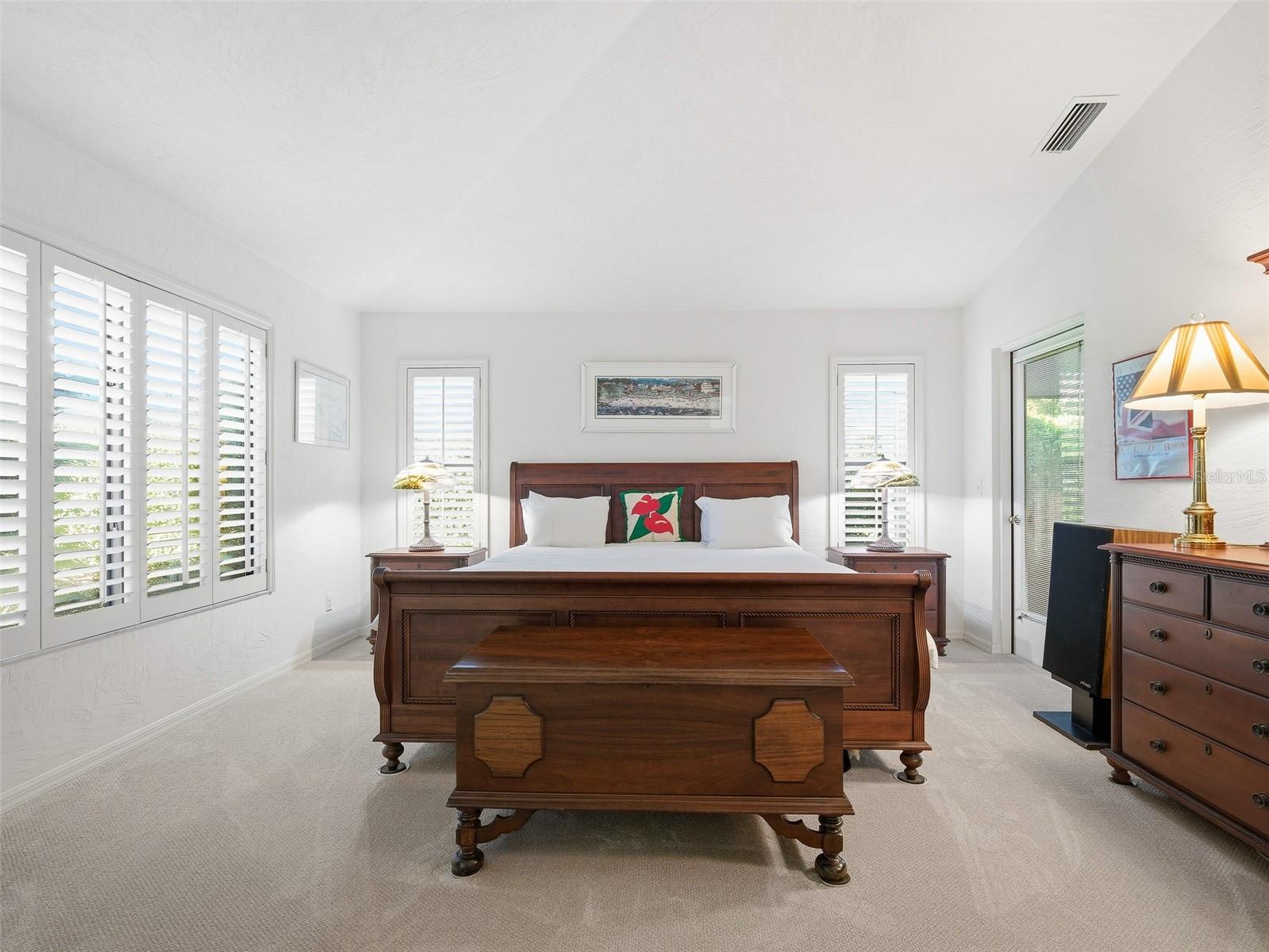 Image 17 of 38 For 935 Crooked Wood Court