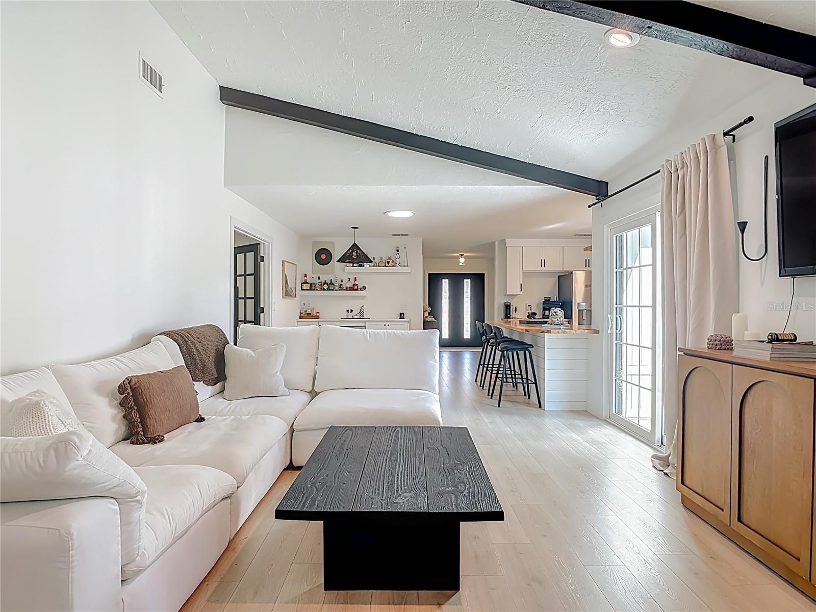 Image 9 of 26 For 470 Merrimac Drive